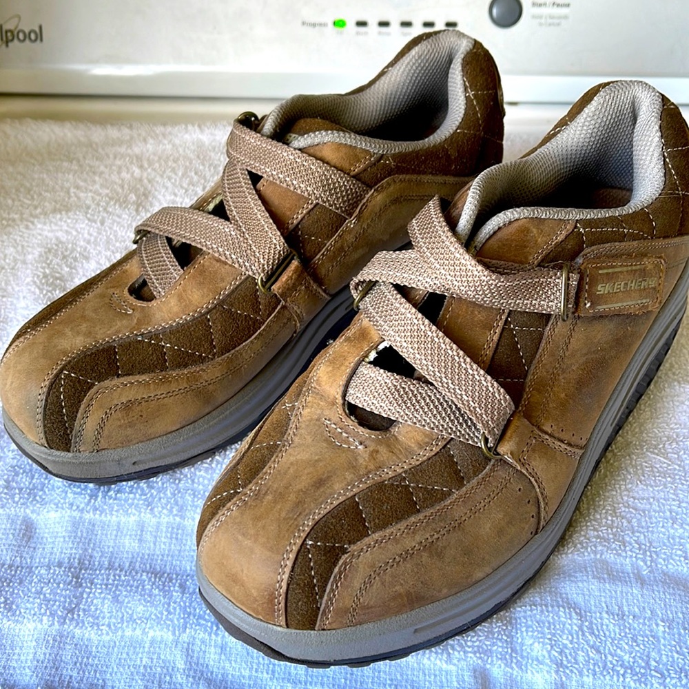 Skechers Shape-Ups Brown Suede And Close To Perfect! Worn One - Main Image